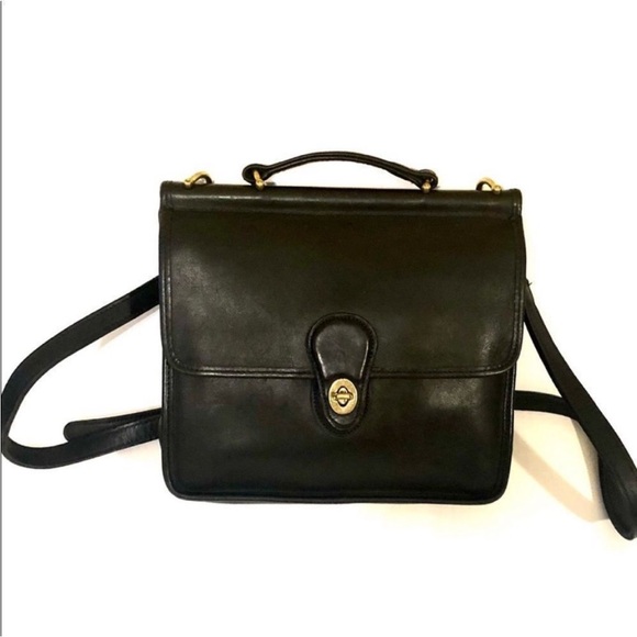Coach Handbags - Vintage Coach Willis black leather crossbody bag